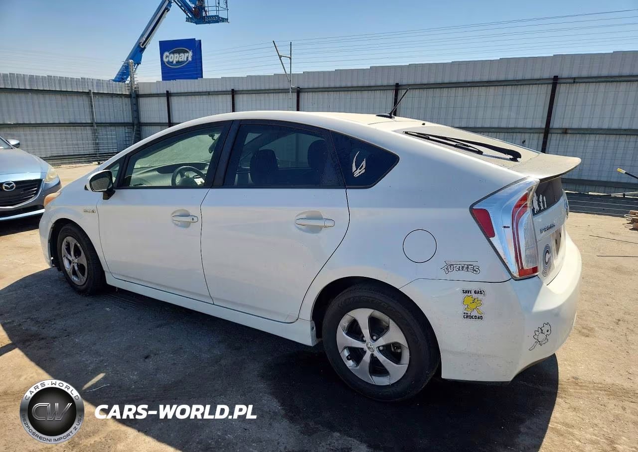2014 Toyota Prius Three VIN:JTDKN3DU8E0381029 - 2