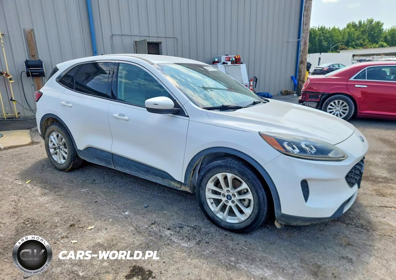 2020 Ford Escape Se VIN:1FMCU0G69LUA10532 - 4