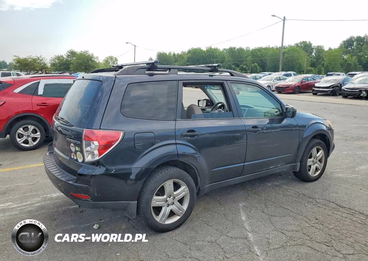 2010 Subaru Forester 2.5X Premium VIN:JF2SH6CCXAH737155 - 3