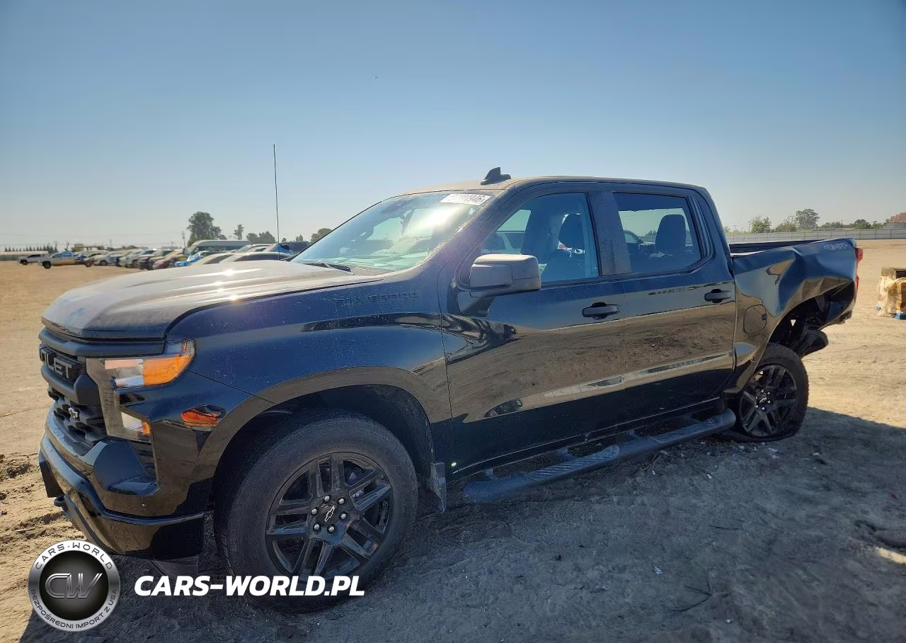 2024 Chevrolet Silverado K1500 Custom