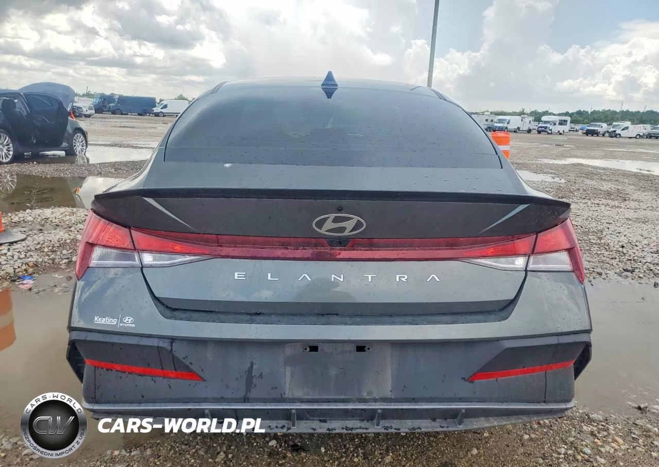 2026 Hyundai Elantra Sel Sport VIN:KMHLM4DG0TU124486 - 6