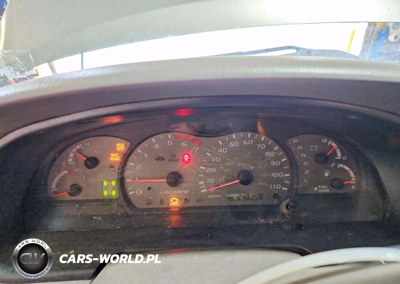 2003 Toyota Sequoia Limited VIN:5TDBT48AX3S143818 - 9