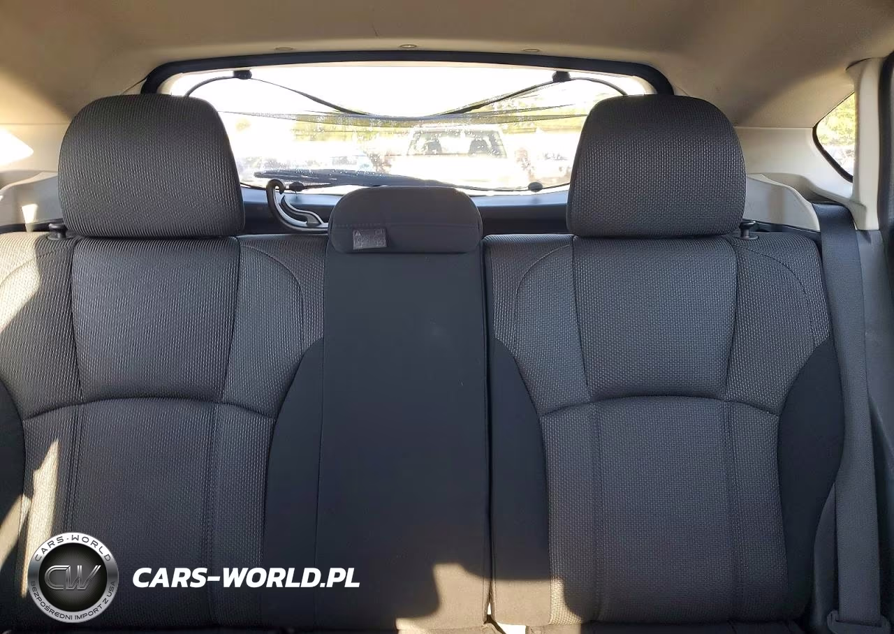 2019 Subaru Impreza VIN:4S3GTAA64K3718313 - 10
