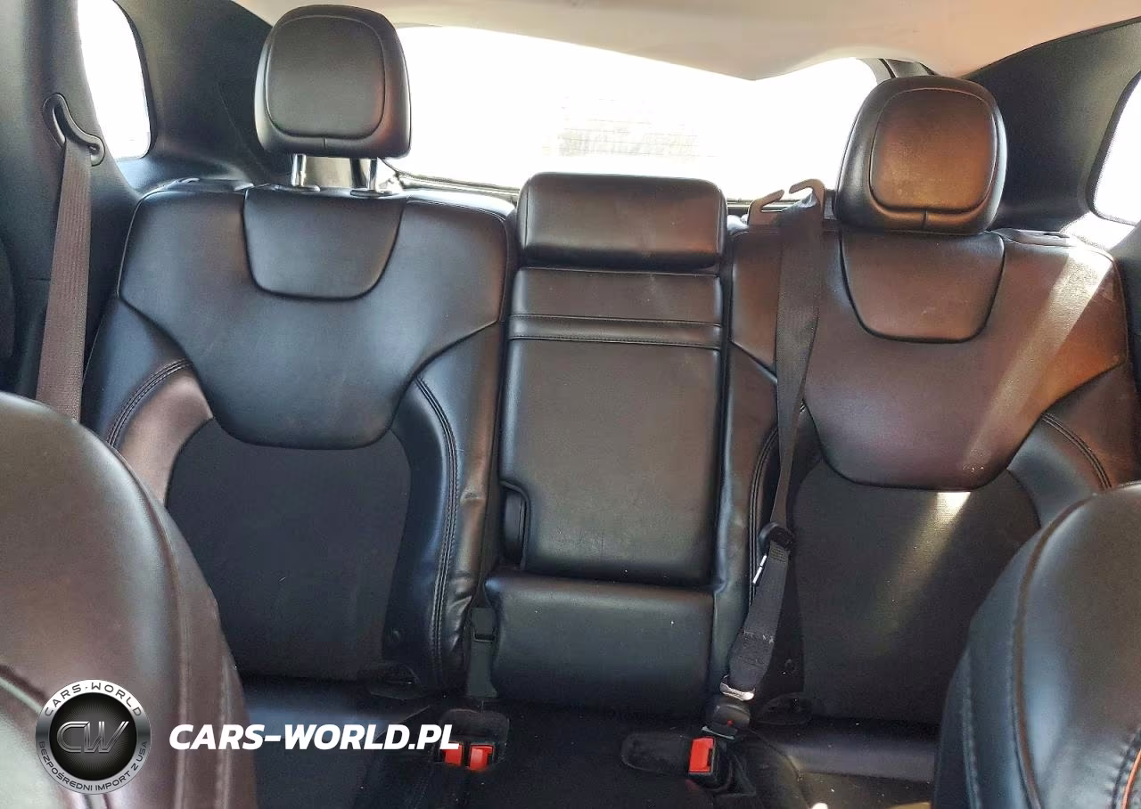 2019 Jeep Cherokee Latitude Plus VIN:1C4PJMLB9KD365059 - 10