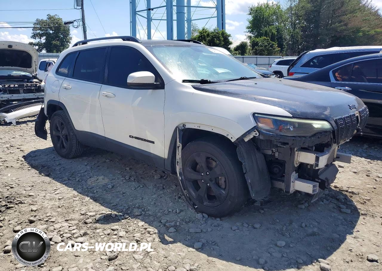 2019 Jeep Cherokee Latitude Plus VIN:1C4PJMLB9KD365059 - 4
