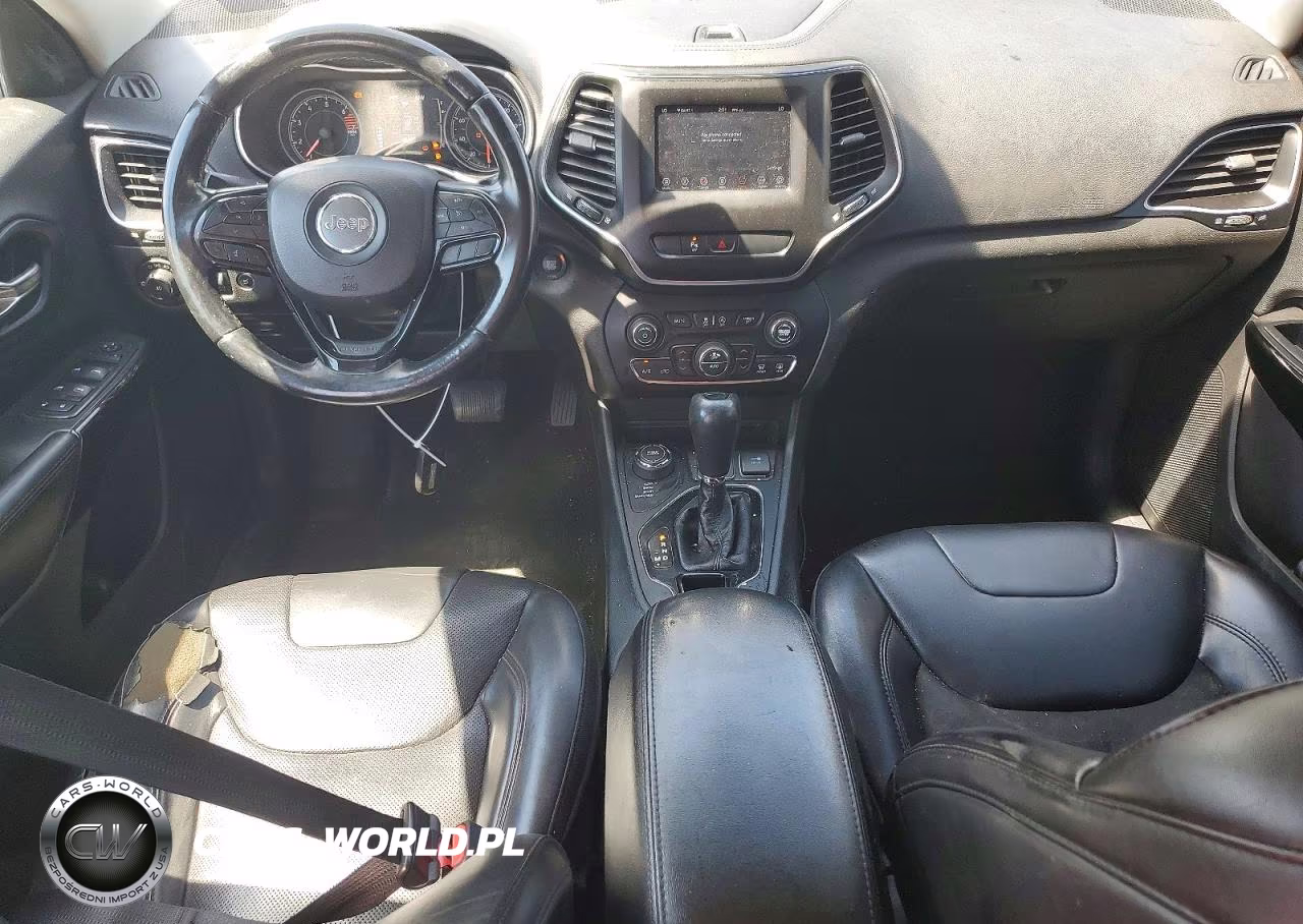 2019 Jeep Cherokee Latitude Plus VIN:1C4PJMLB9KD365059 - 8