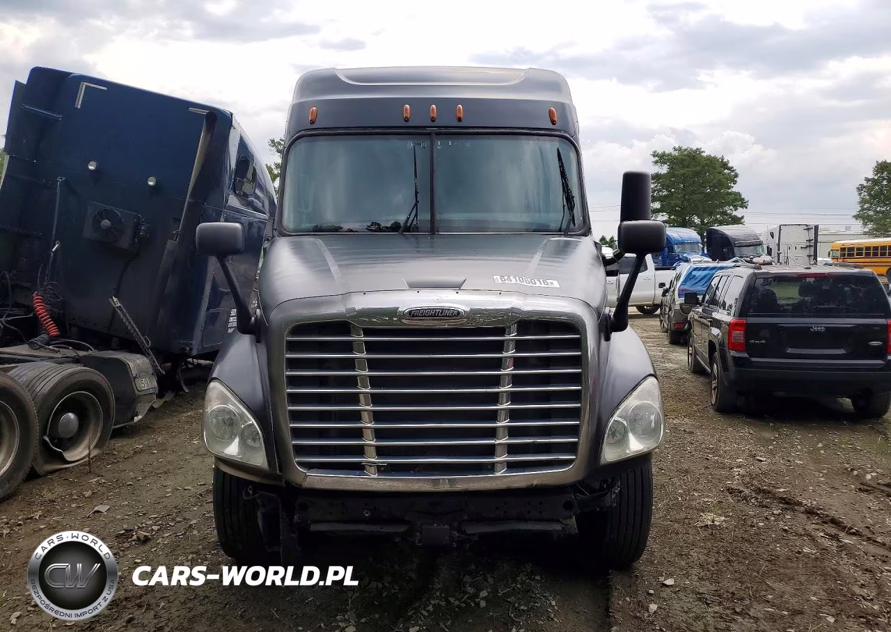 2014 Freightliner Cascadia Semi Truck VIN:1FUJGLDV4ELFW4338 - 5