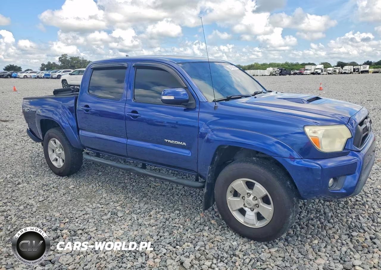 2015 Toyota Tacoma Double Cab Prerunner VIN:5TFJU4GN8FX075885 - 4