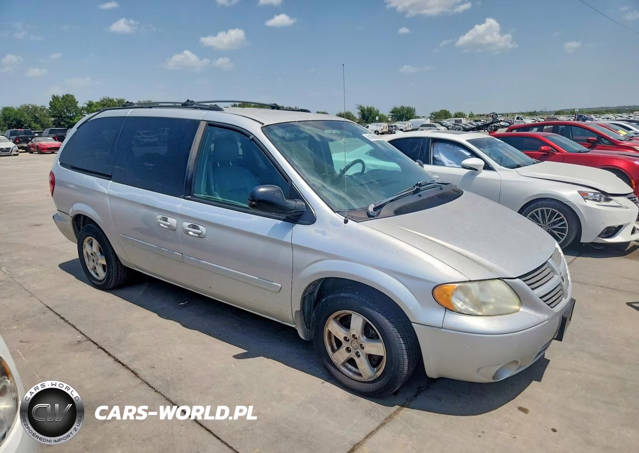 2005 Dodge Grand Caravan Sxt VIN:2D4GP44L45R172313 - 4