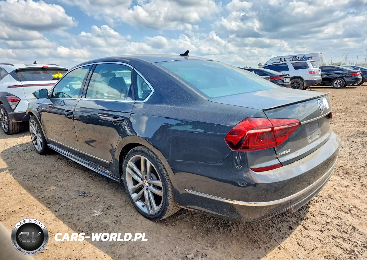 2017 Volkswagen Passat R-Line VIN:1VWDT7A35HC073236 - 2
