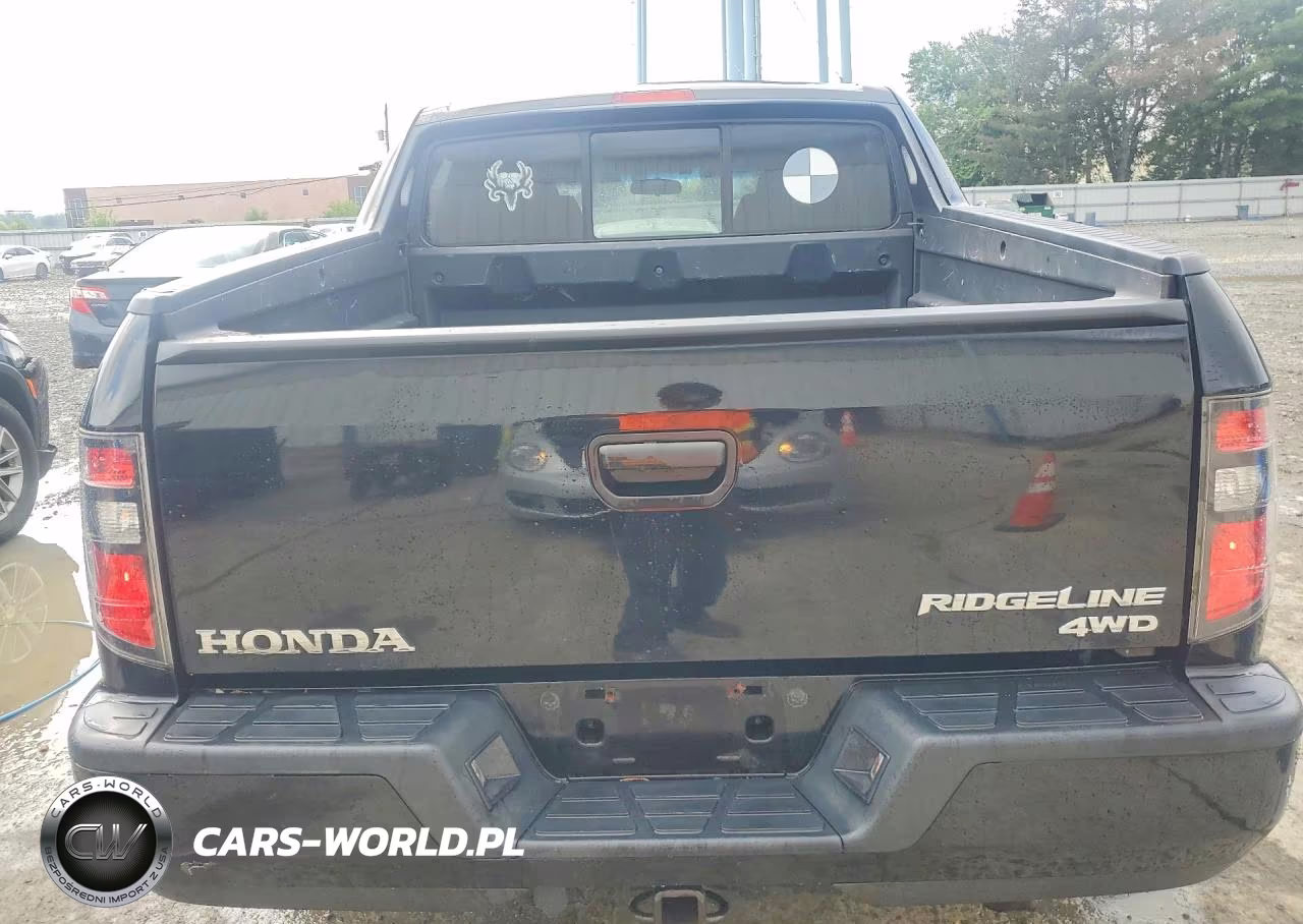 2012 Honda Ridgeline Sport VIN:5FPYK1F76CB452555 - 6