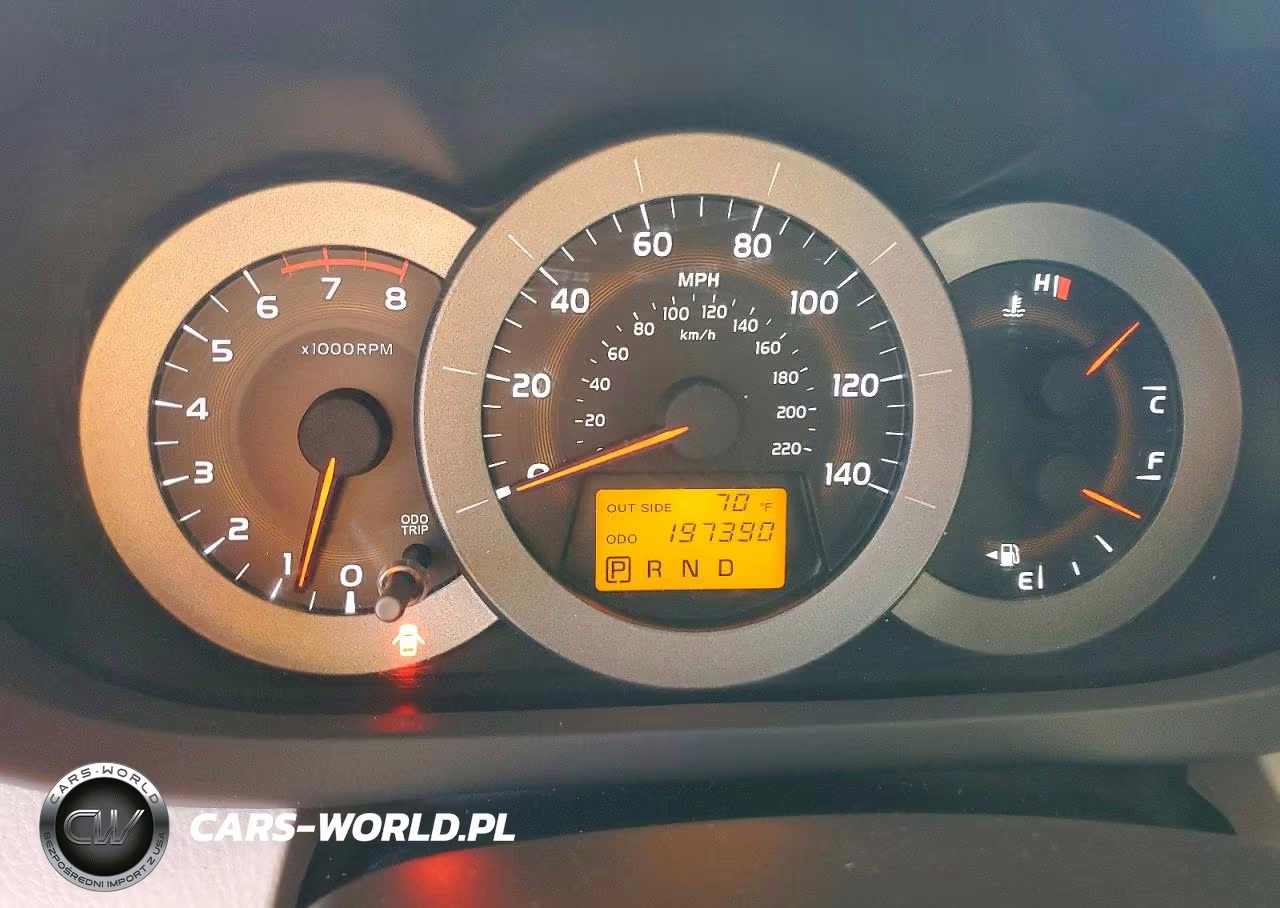 2006 Toyota Rav4 Base VIN:JTMBD33V366020934 - 9