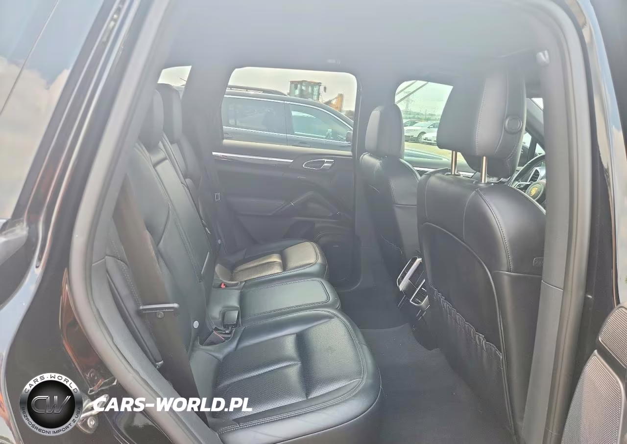 2016 Porsche Cayenne VIN:WP1AA2A2XGLA08787 - 10