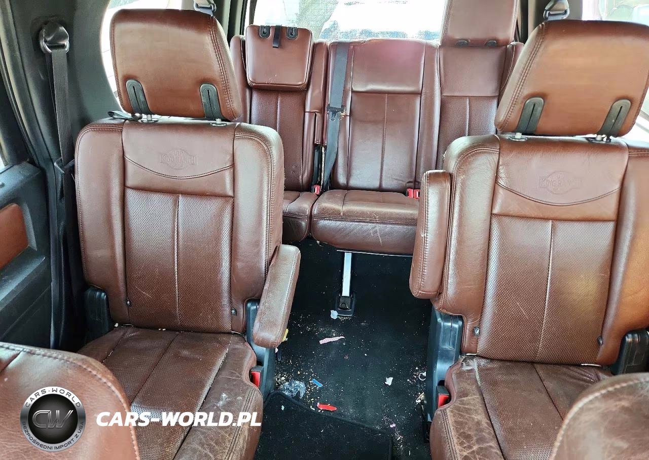 2011 Ford Expedition Xlt VIN:1FMJU1J54BEF25881 - 10