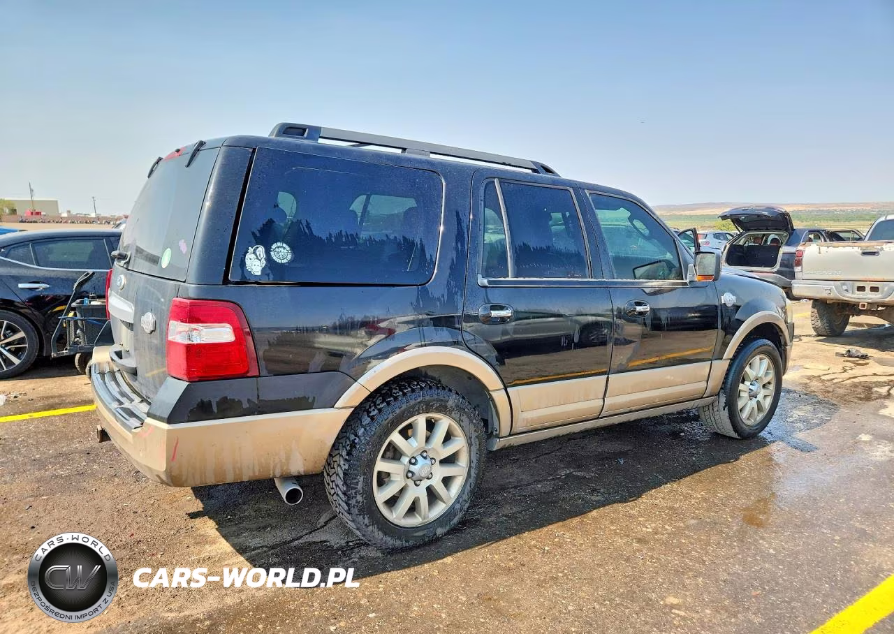 2011 Ford Expedition Xlt VIN:1FMJU1J54BEF25881 - 3