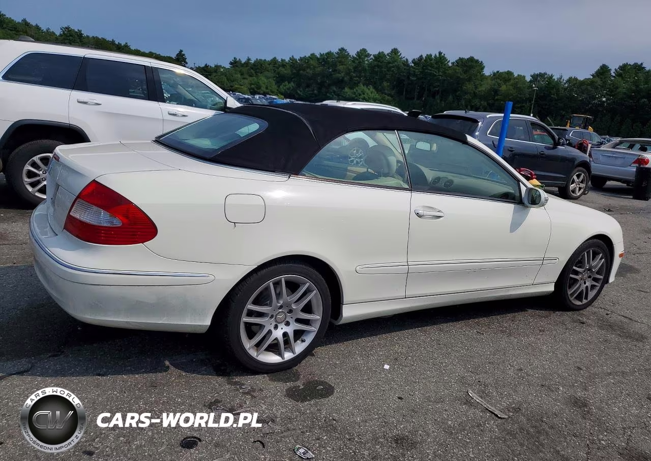 2008 Mercedes-Benz Clk 350 VIN:WDBTK56F78F257177 - 3