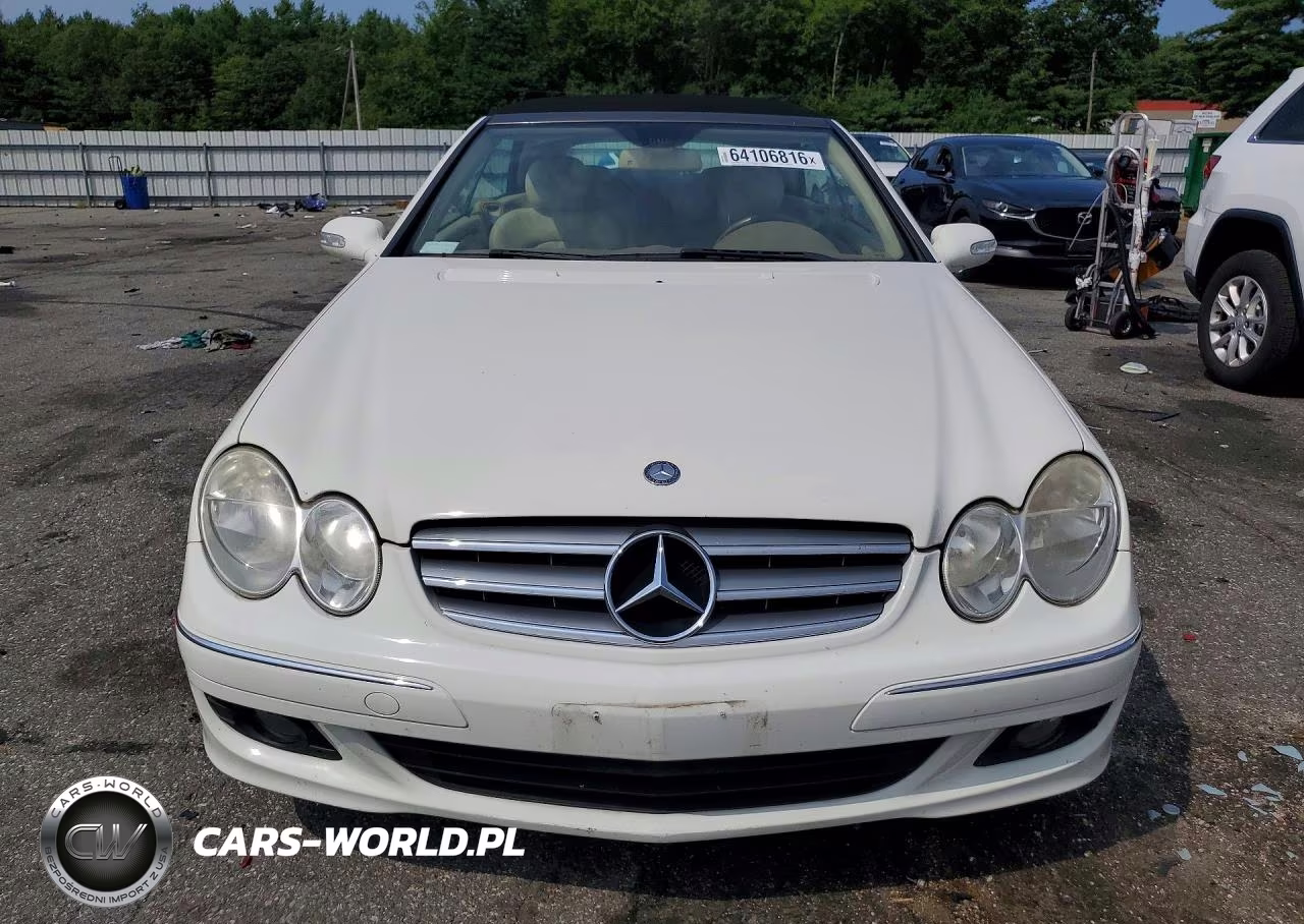 2008 Mercedes-Benz Clk 350 VIN:WDBTK56F78F257177 - 5