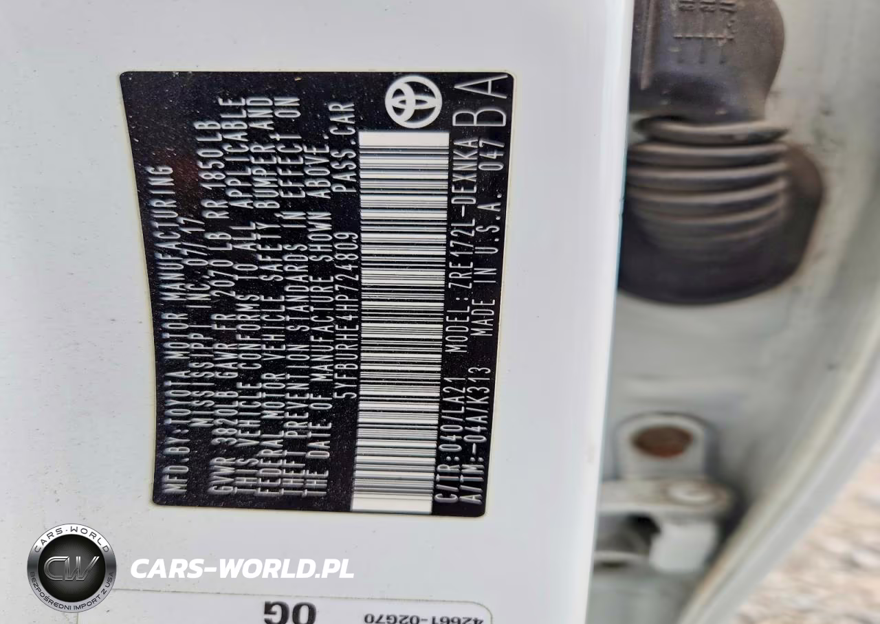 2017 Toyota Corolla Xle VIN:5YFBURHE4HP724809 - 12