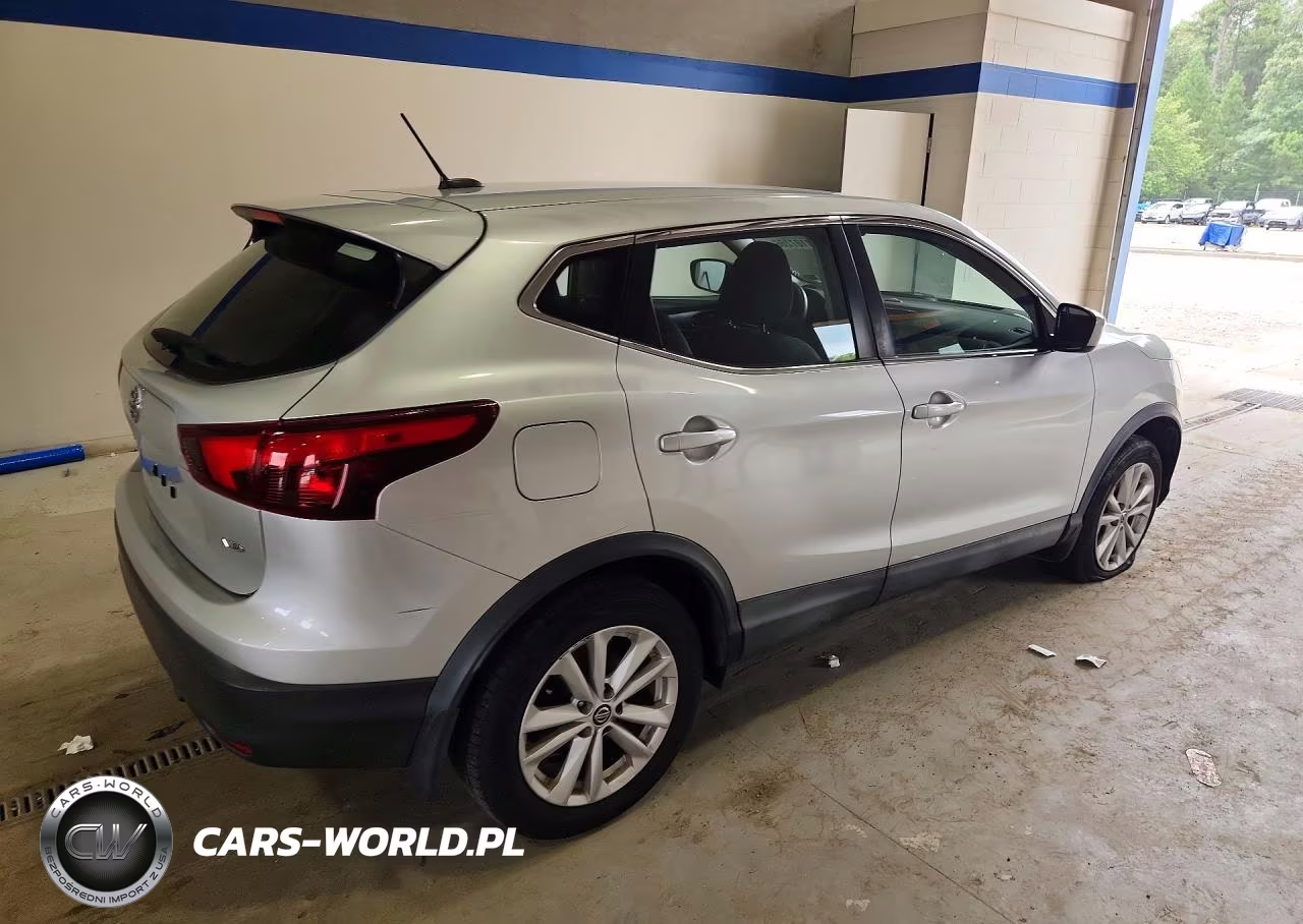 2019 Nissan Rogue Sport S VIN:JN1BJ1CR5KW624661 - 3
