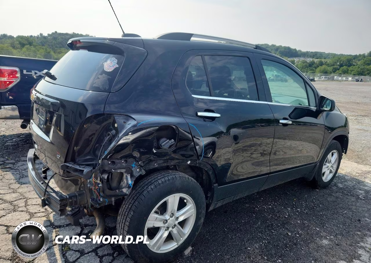 2020 Chevrolet Trax 1Lt VIN:3GNCJPSB3LL167484 - 3