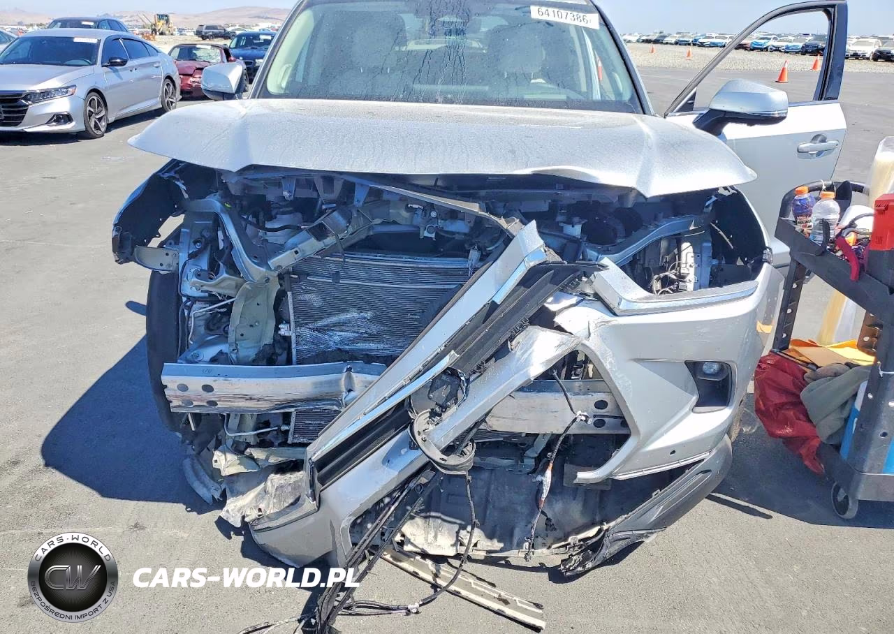2024 Toyota Grand Highlander Platinum VIN:5TDAAAB5XRS049524 - 12