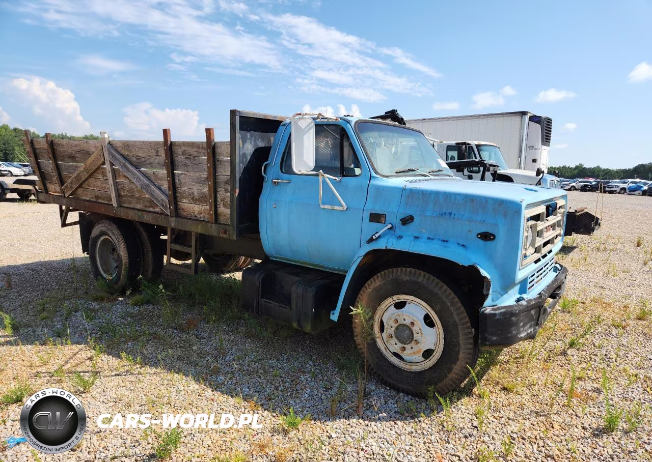 1988 GMC C6000 Flatbed Truck VIN:1GDC6D1A2JV521442 - 4