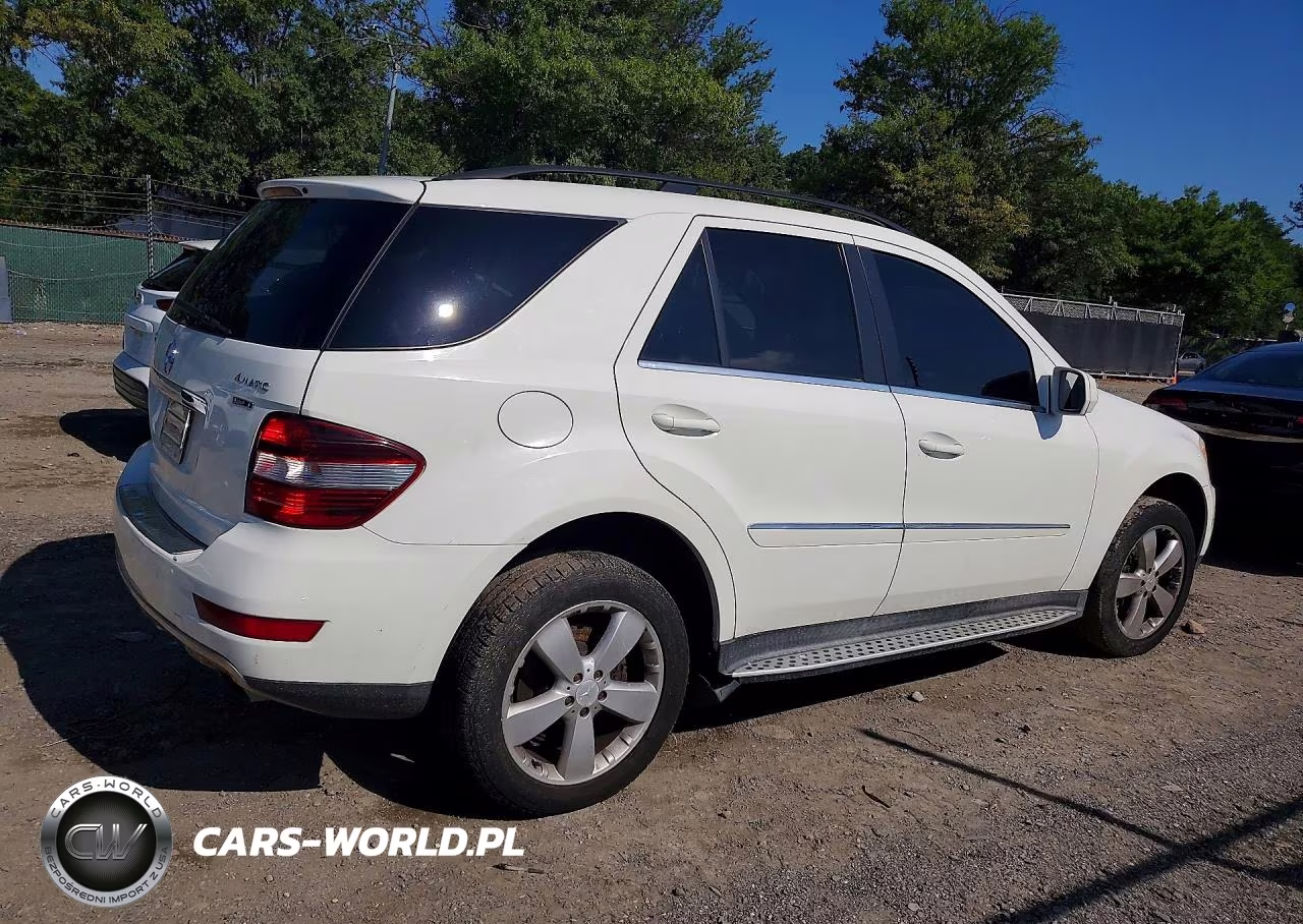 2010 Mercedes-Benz Ml 350 4Matic VIN:4JGBB8GB6AA562033 - 3