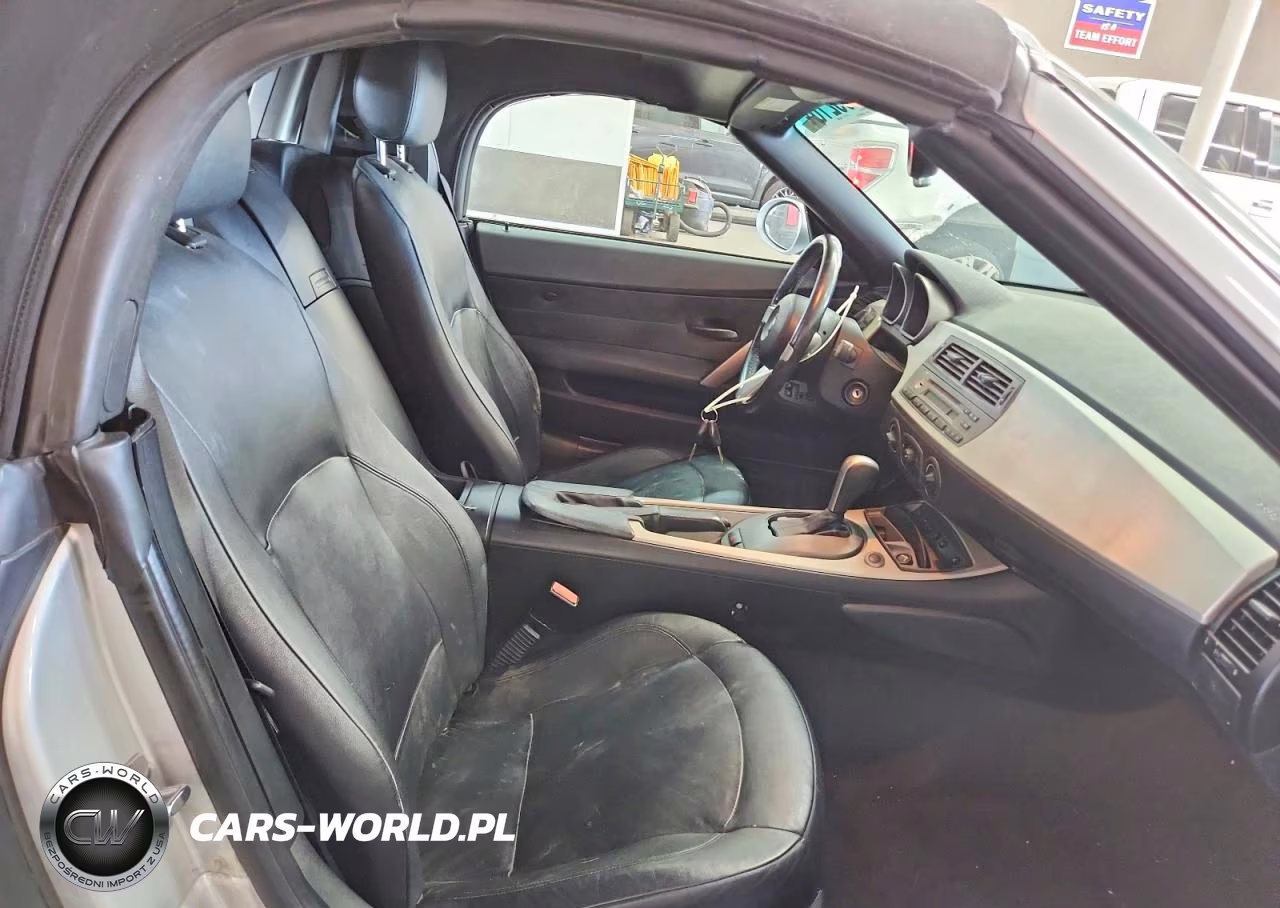 2003 BMW Z4 3.0 VIN:4USBT53403LU01105 - 10