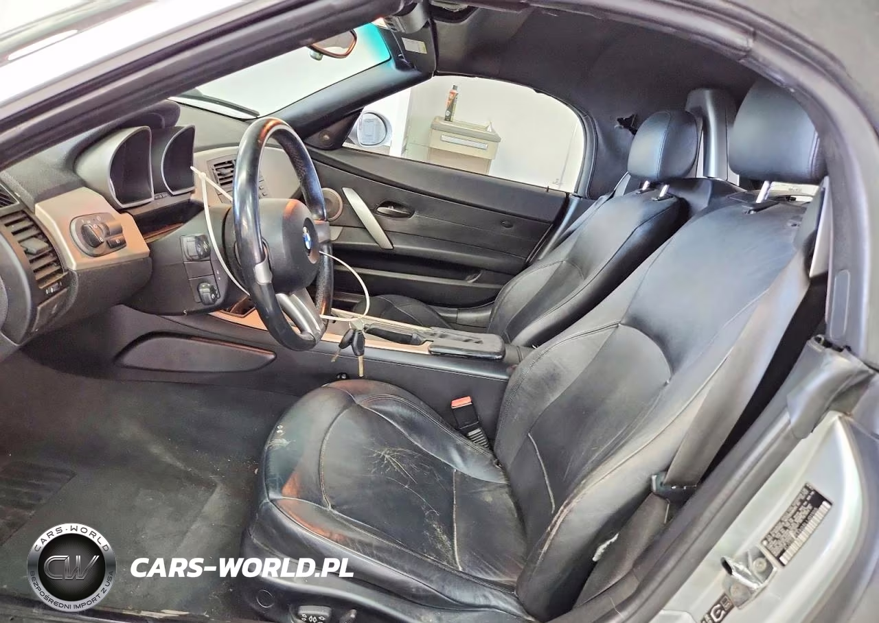2003 BMW Z4 3.0 VIN:4USBT53403LU01105 - 7