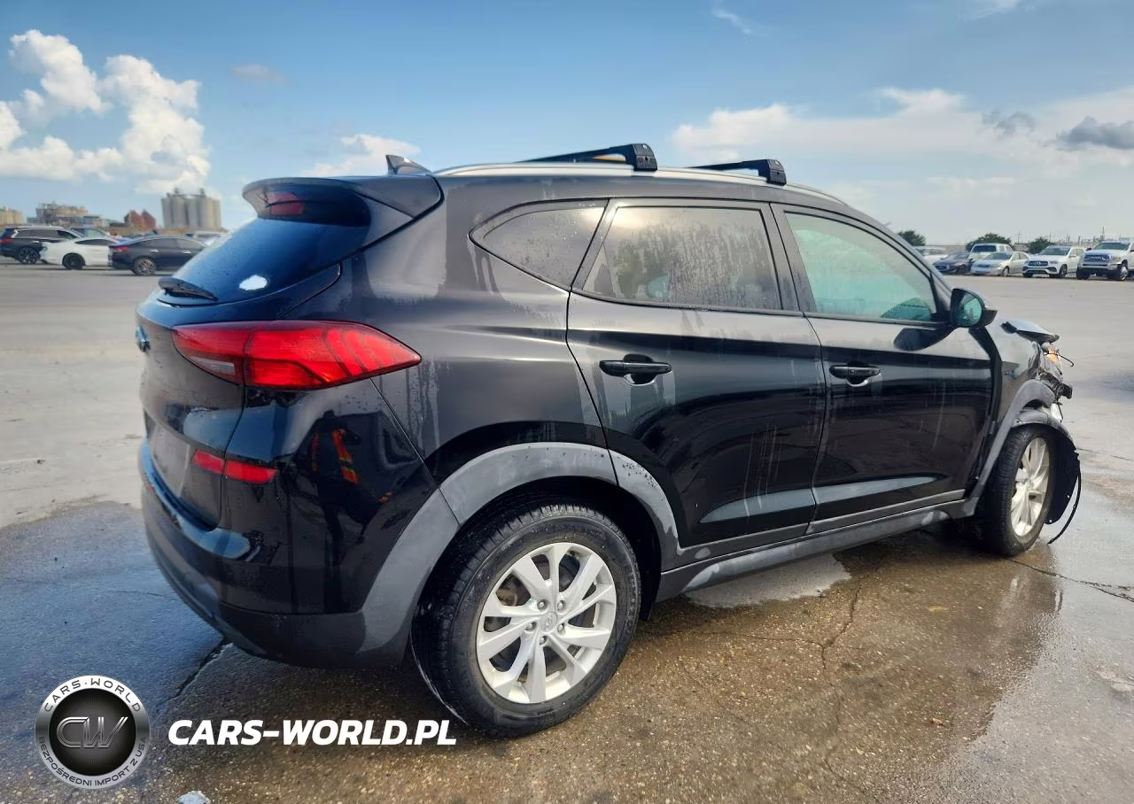 2019 Hyundai Tucson Value VIN:KM8J33A47KU021109 - 3