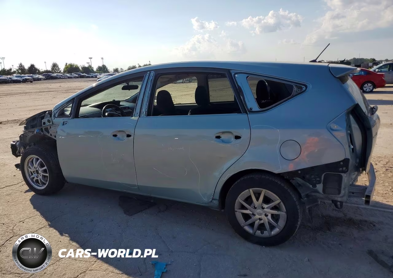 2015 Toyota Prius V Two VIN:JTDZN3EU0FJ031290 - 2