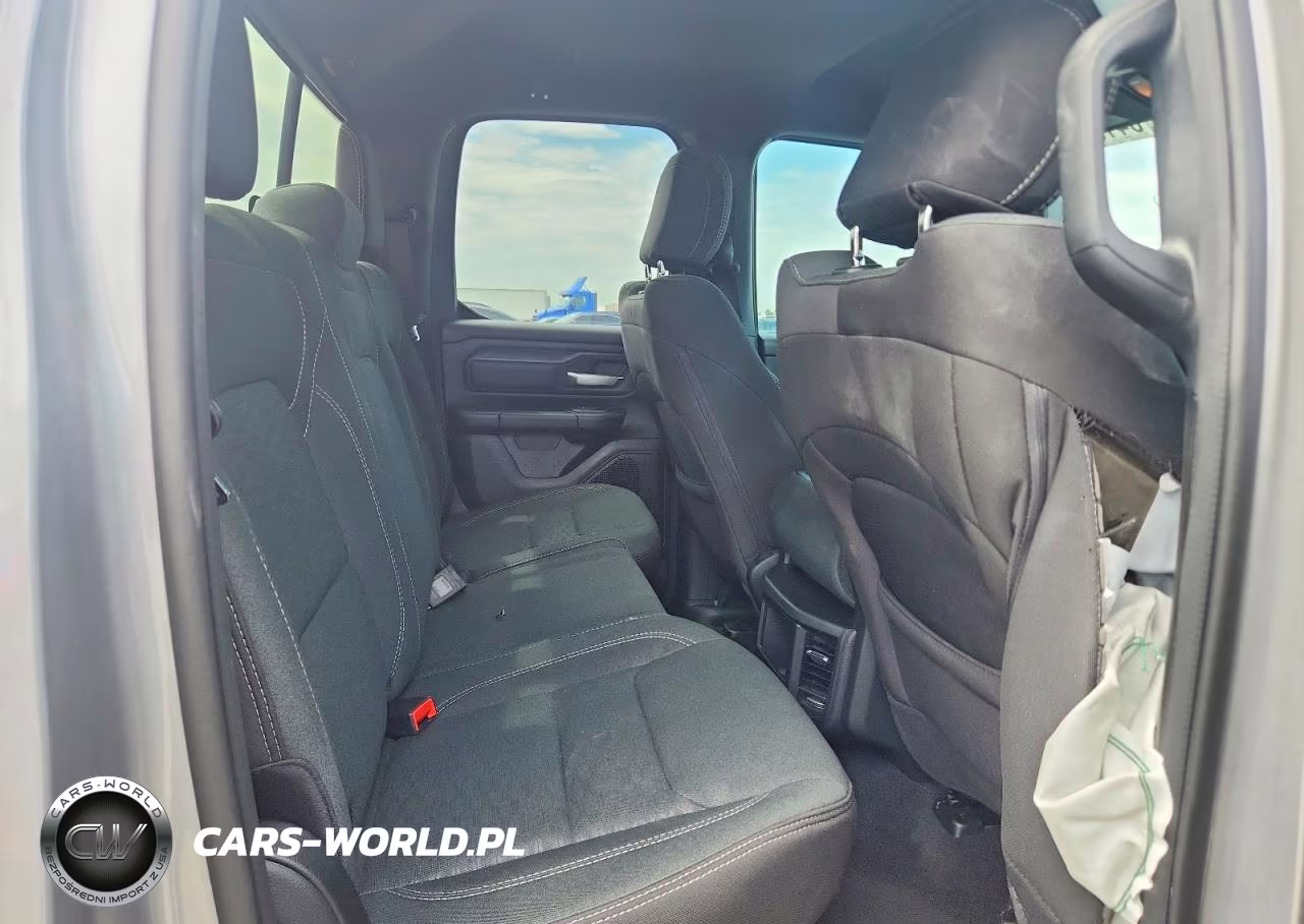 2025 Ram 1500 Tradesman VIN:1C6SRECG0SN636421 - 10