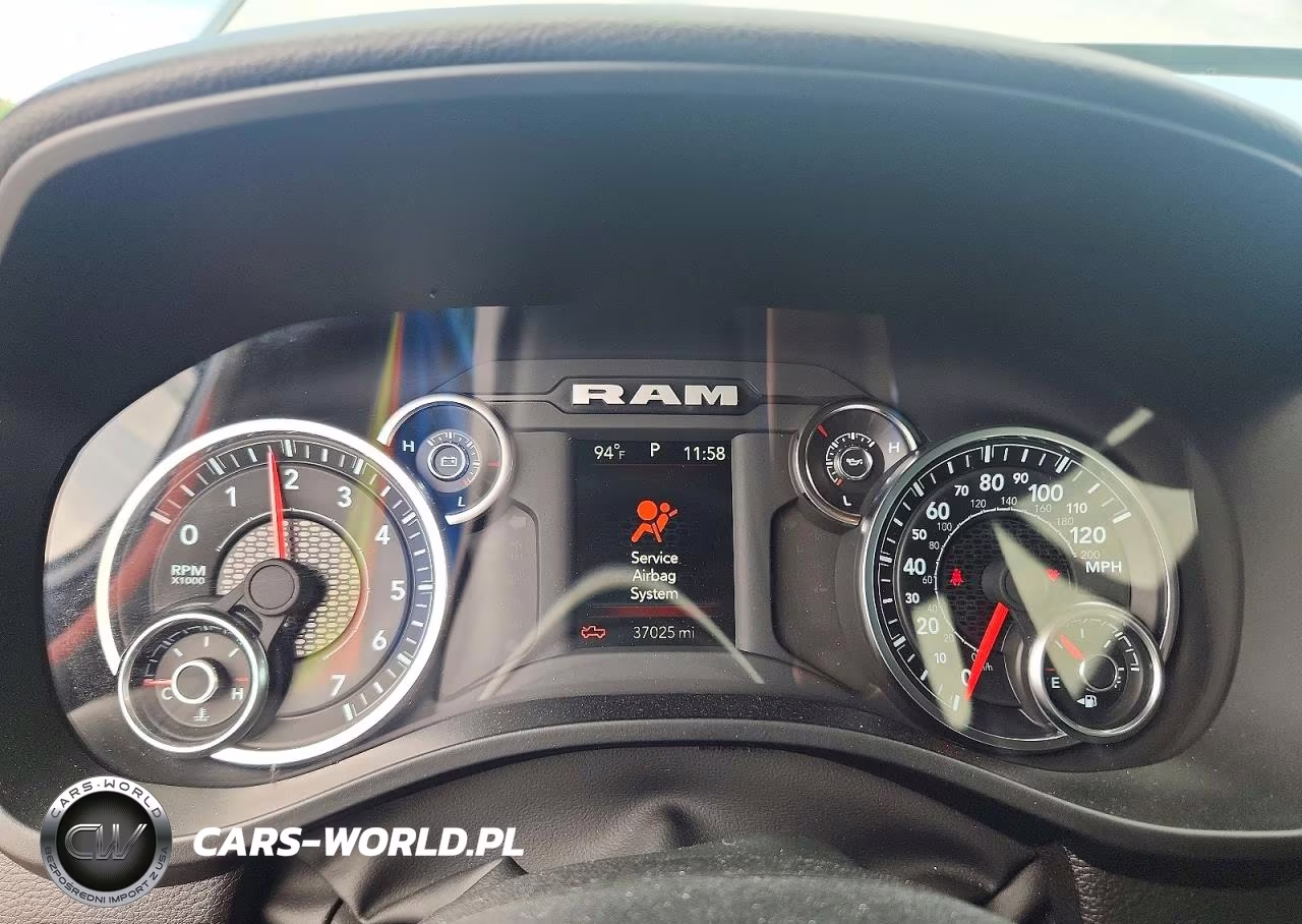 2025 Ram 1500 Tradesman VIN:1C6SRECG0SN636421 - 9