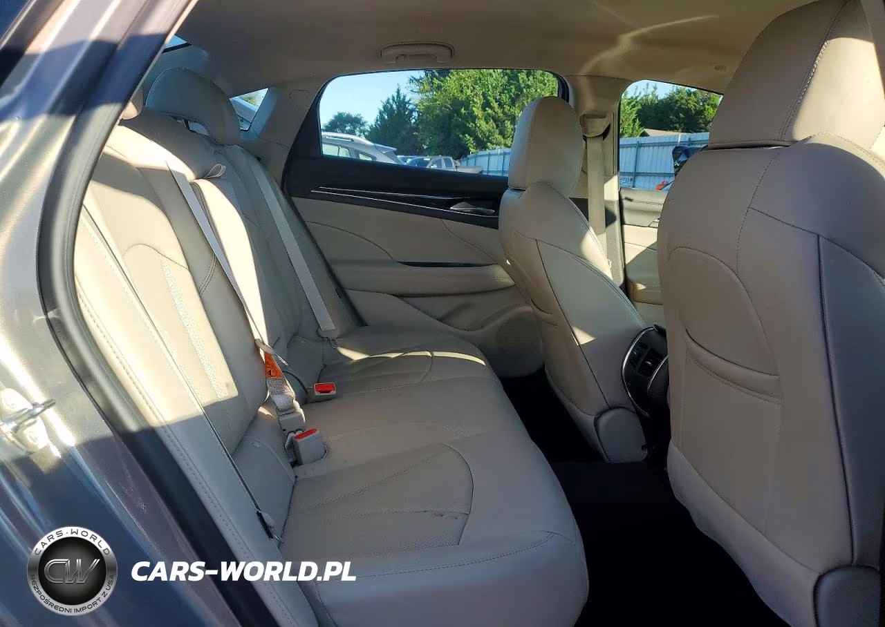 2018 Buick Lacrosse Premium VIN:1G4ZR5SZ8JU134864 - 10