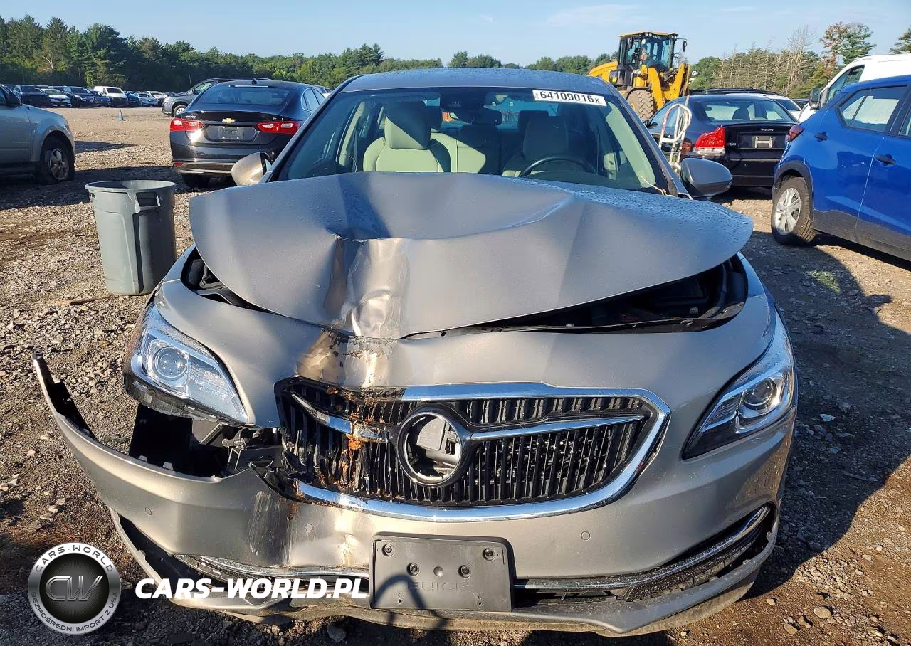 2018 Buick Lacrosse Premium VIN:1G4ZR5SZ8JU134864 - 5