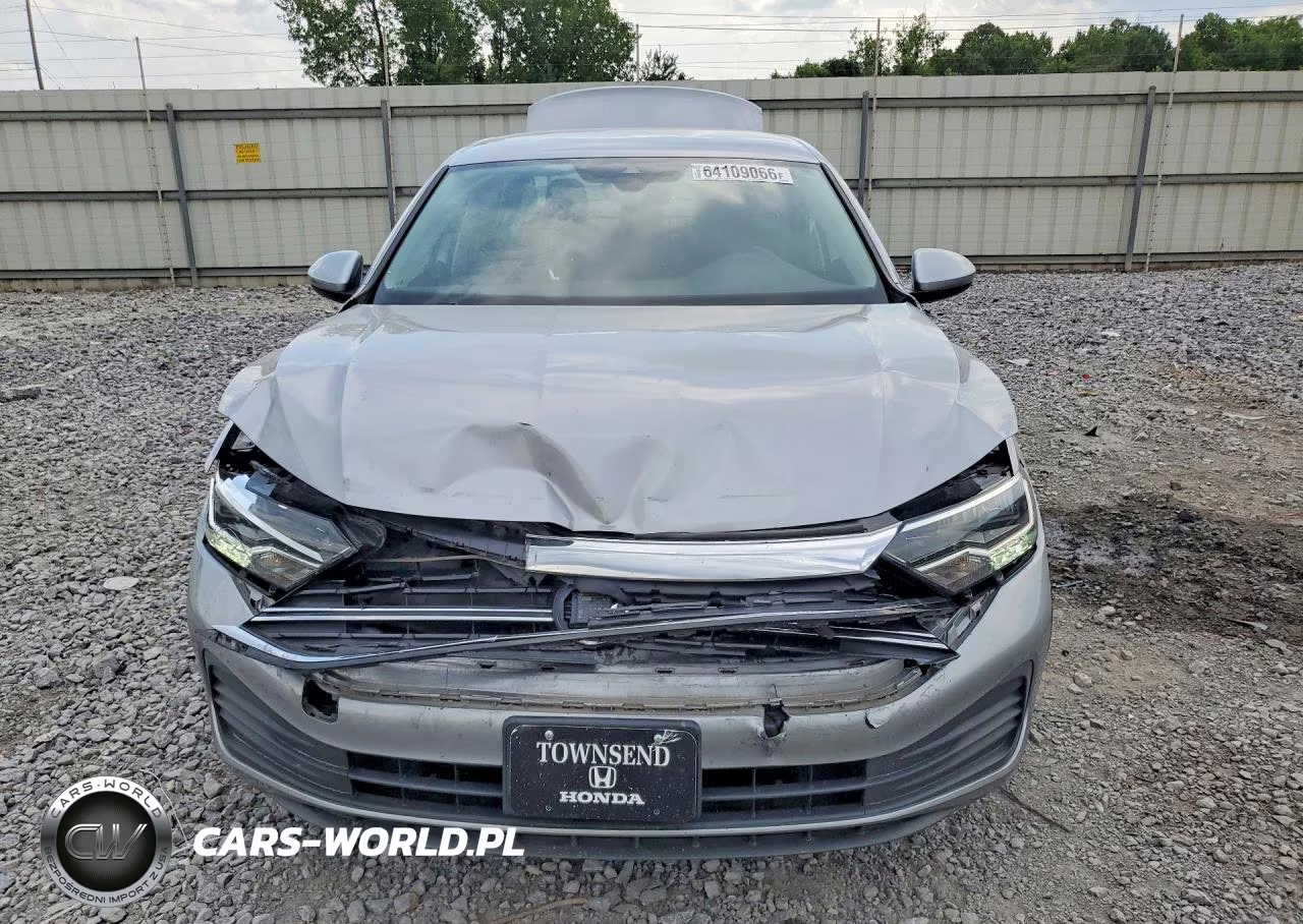 2024 Volkswagen Jetta Se VIN:3VWEM7BU2RM005663 - 5