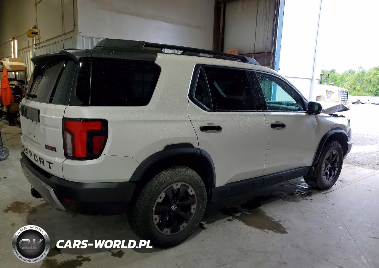 2026 Honda Passport Trailsport Elite VIN:5FNYF9H88TB022804 - 3