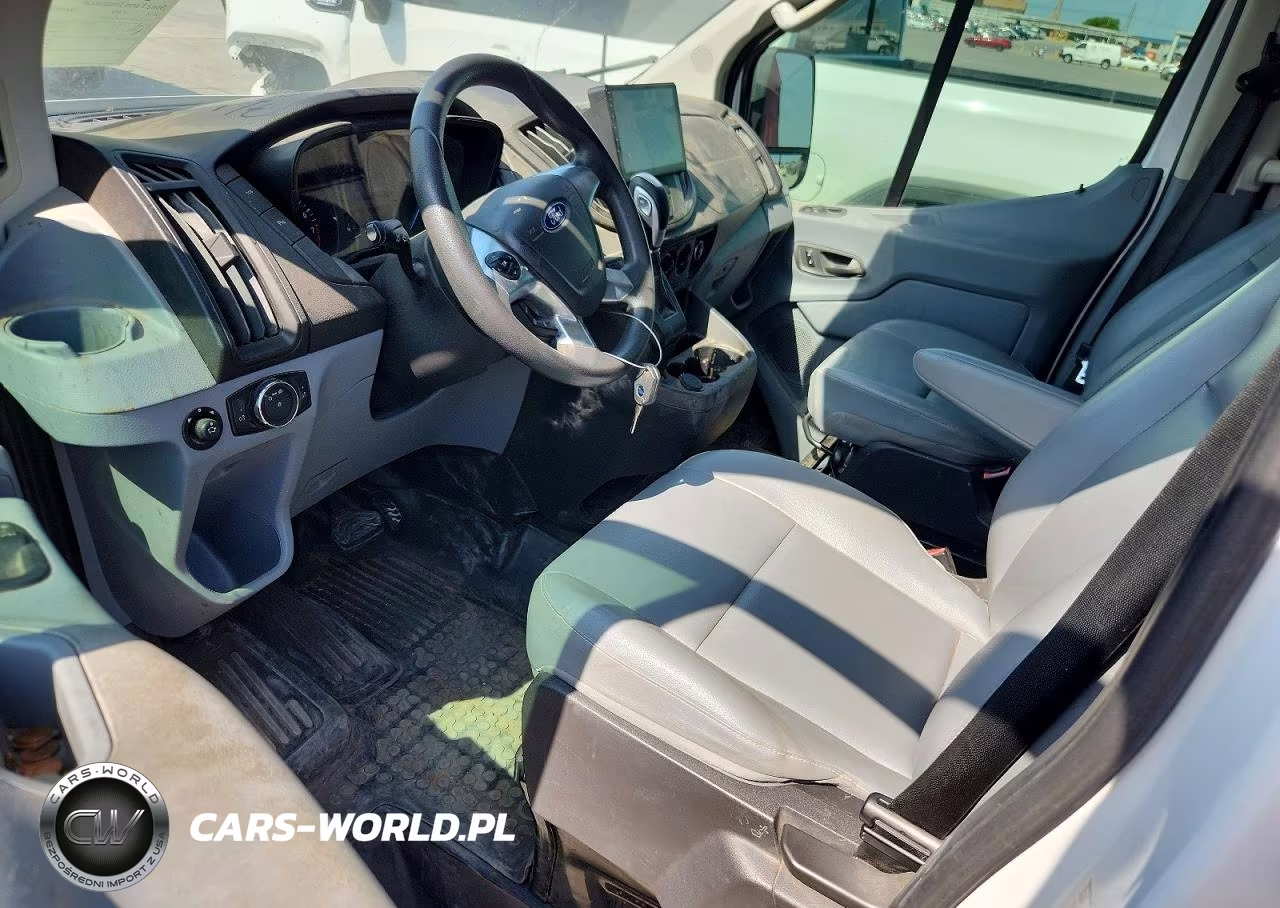 2018 Ford Transit-250 VIN:1FTYR1YM6JKA78617 - 7
