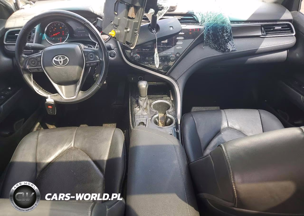 2019 Toyota Camry Xse VIN:4T1B61HK4KU248746 - 8