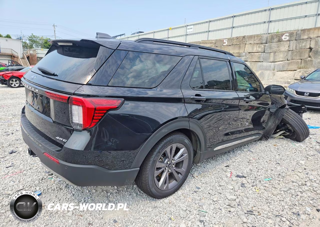 2025 Ford Explorer Active VIN:1FMUK8DH6SGA90853 - 3