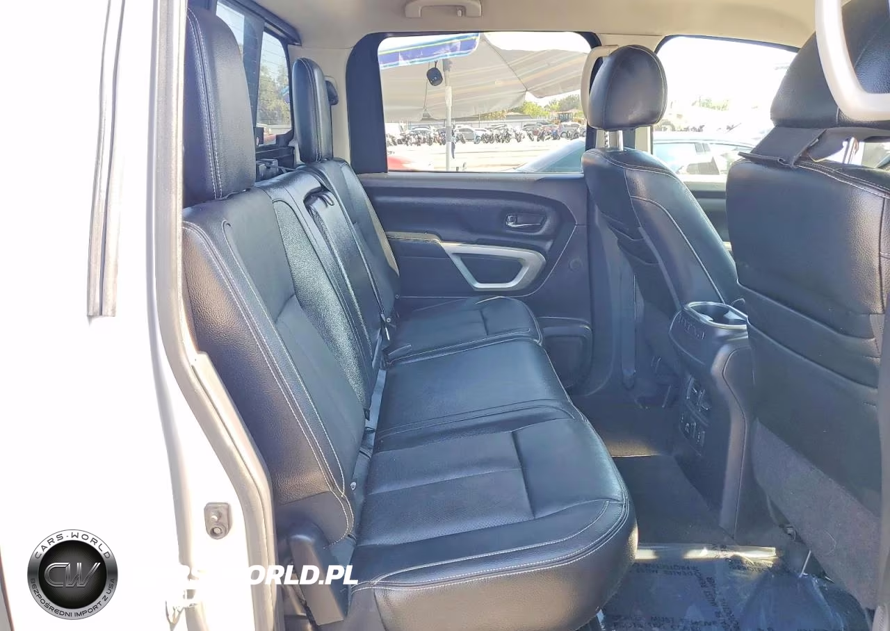 2016 Nissan Titan Xd Pro-4X VIN:1N6AA1F4XGN512330 - 10