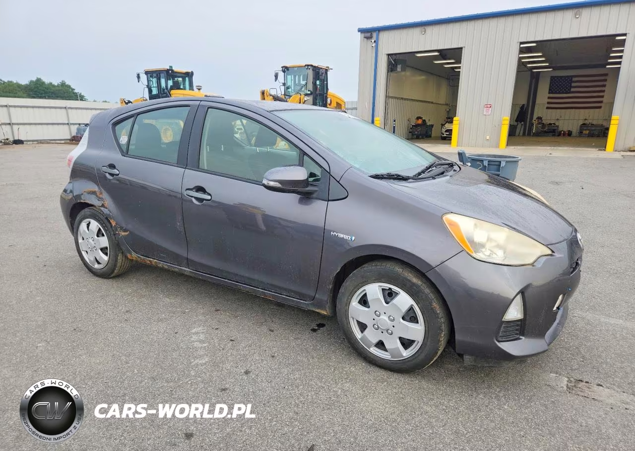 2012 Toyota Prius C Two VIN:JTDKDTB33C1007884 - 4