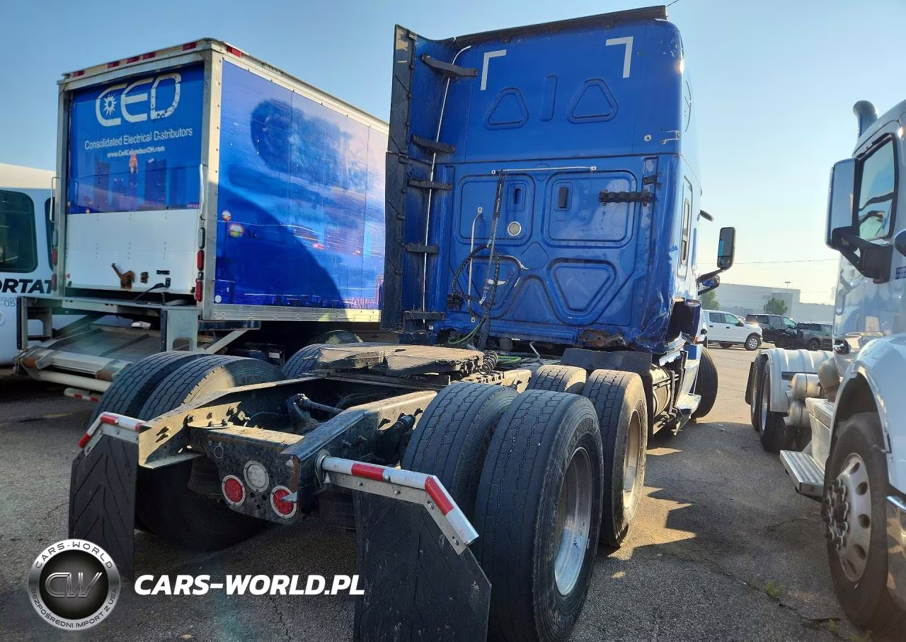 2019 Freightliner Cascadia 126 Semi Truck VIN:3AKJHHDR7KSKJ1263 - 3