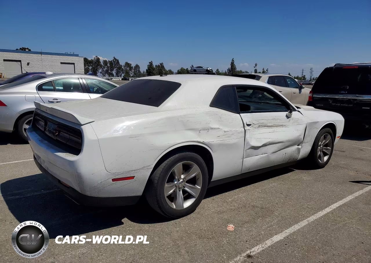 2019 Dodge Challenger Sxt VIN:2C3CDZAG1KH571422 - 3