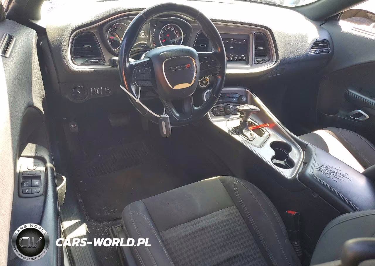 2019 Dodge Challenger Sxt VIN:2C3CDZAG1KH571422 - 8