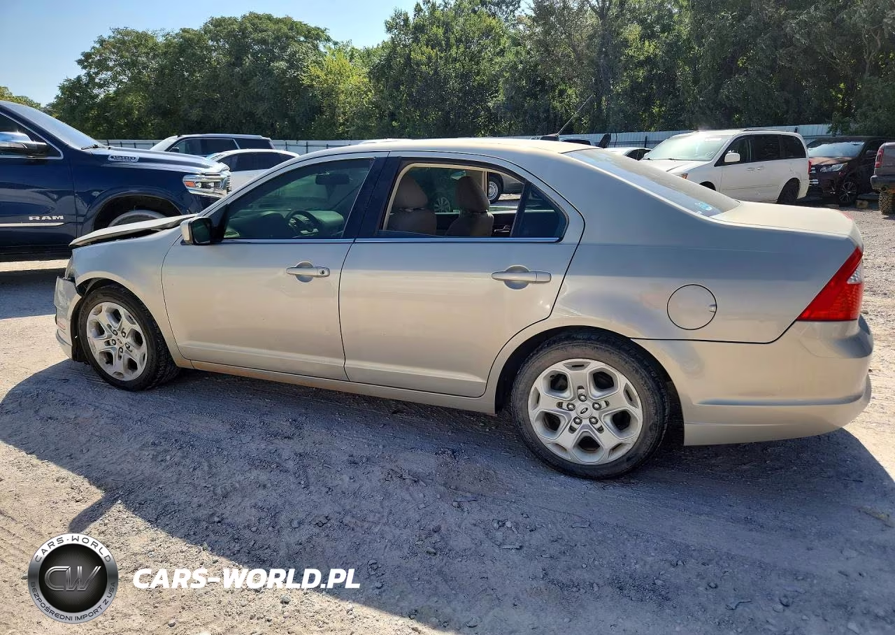 2010 Ford Fusion Se VIN:3FAHP0HA5AR334592 - 2