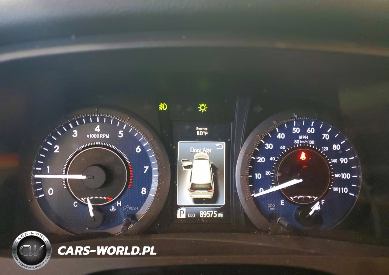 2015 Toyota Sienna Xle 8-Passenger VIN:5TDYK3DC0FS676103 - 9