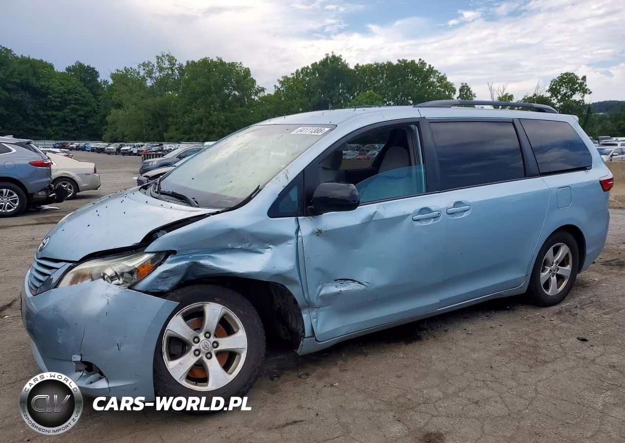 2016 Toyota Sienna Le
