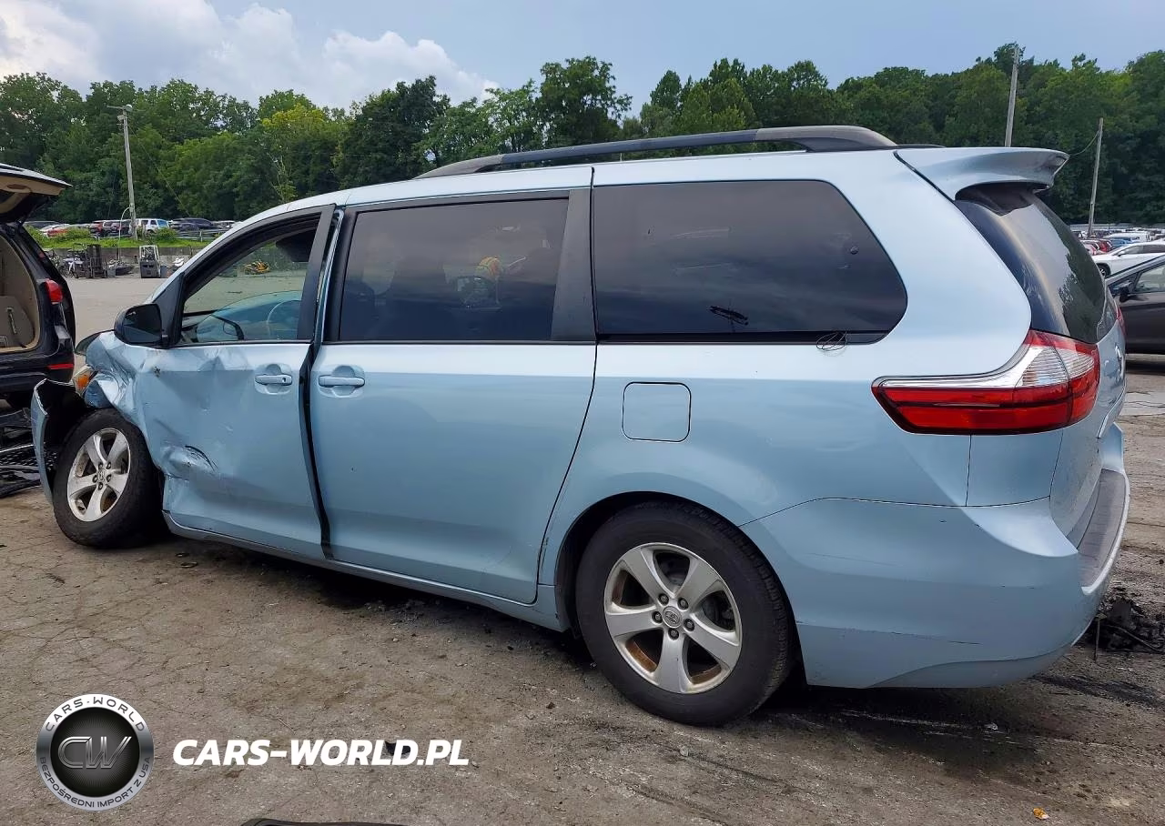 2016 Toyota Sienna Le VIN:5TDKK3DC4GS718795 - 2