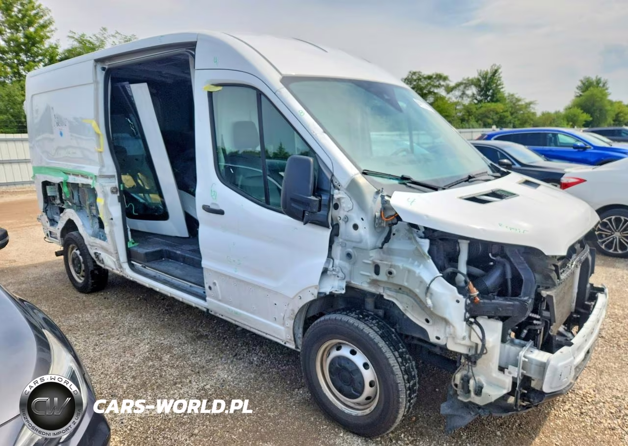 2020 Ford Transit 250 Delivery Van VIN:1FTBR1C85LKB03137 - 4
